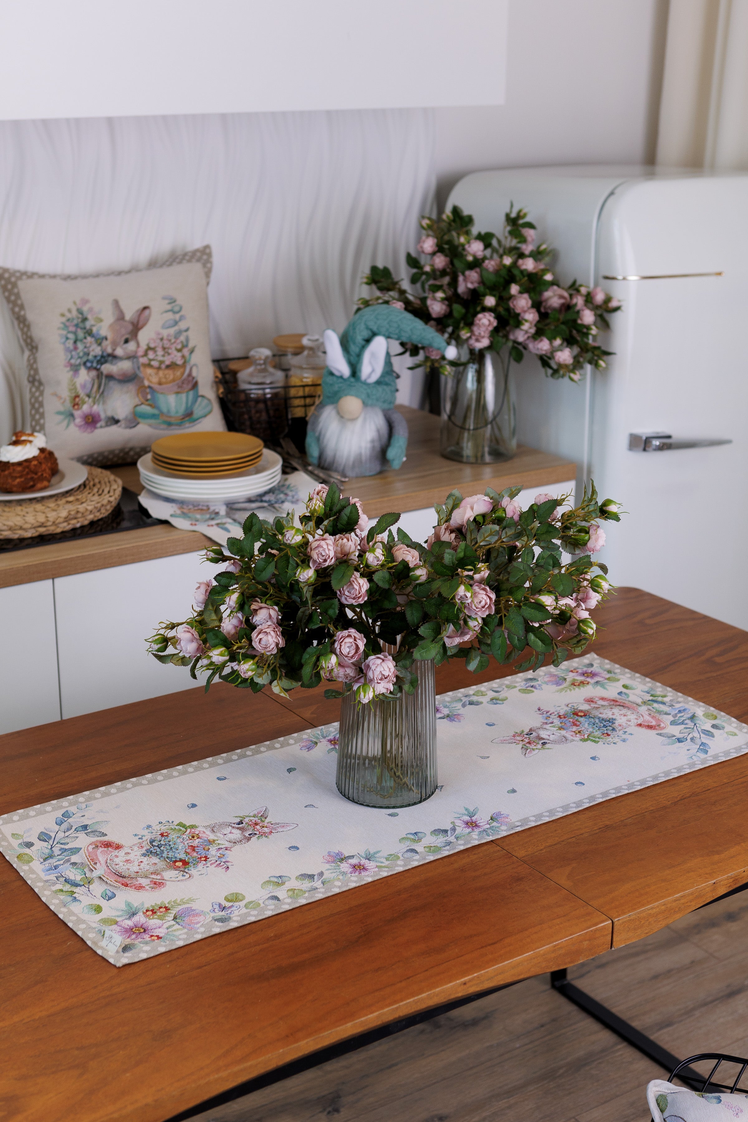 Table Runner Charm 16×55 inches (40×140 cm)
