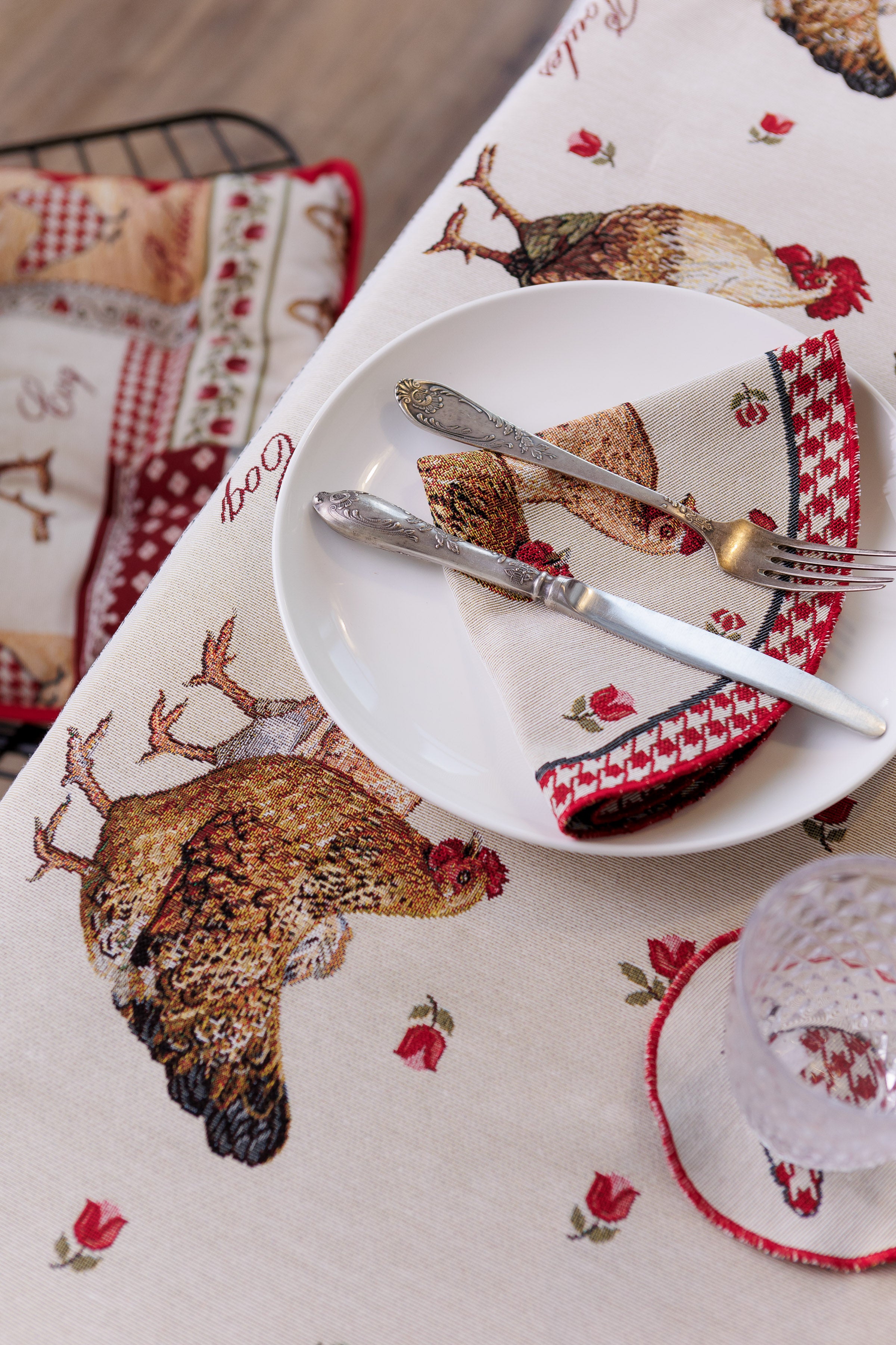 Tablecloth Heritage 53×94 inches (135×240 cm)